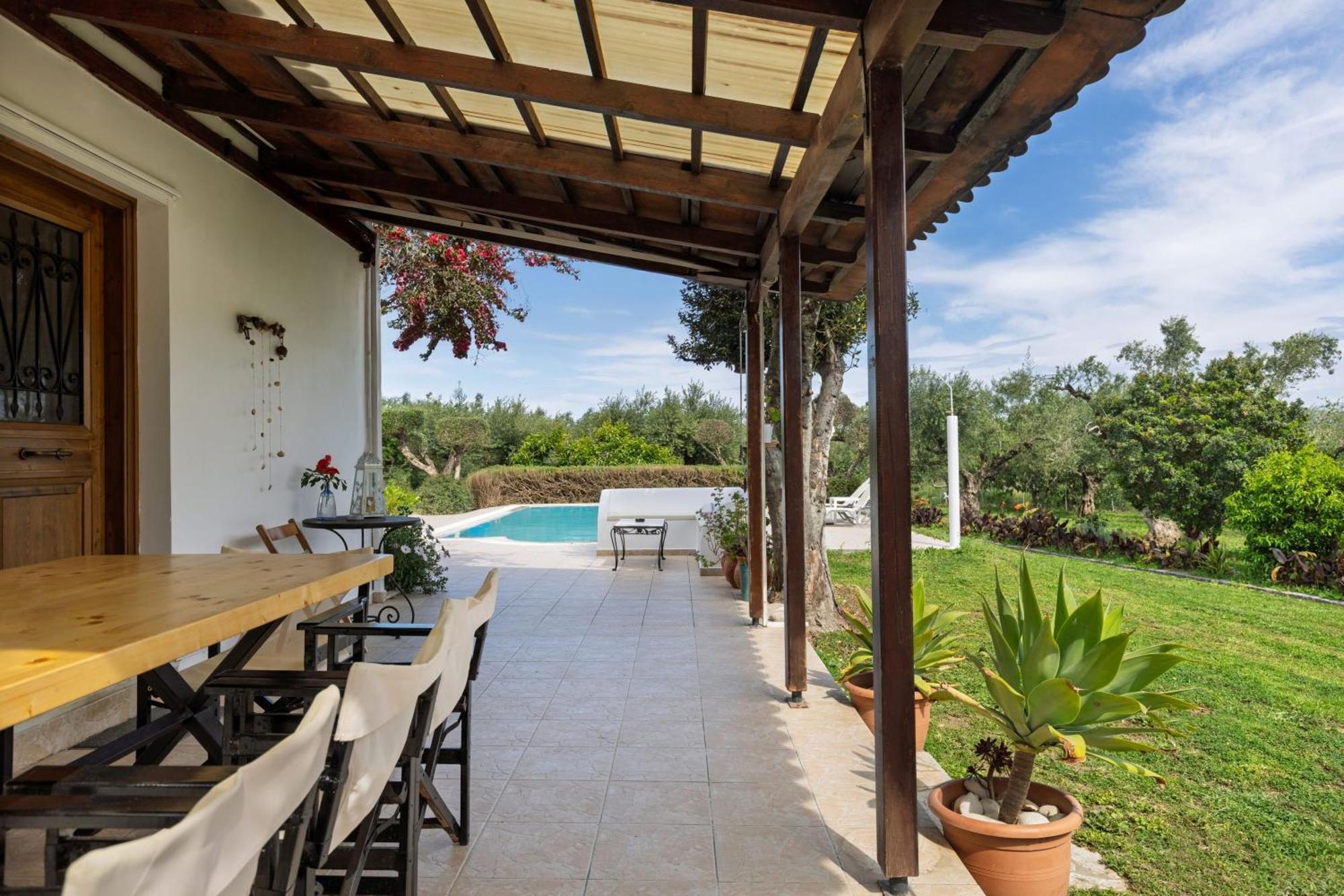 Villa Lola - 3 Bedrooms & Private Pool Lithakia  Buitenkant foto