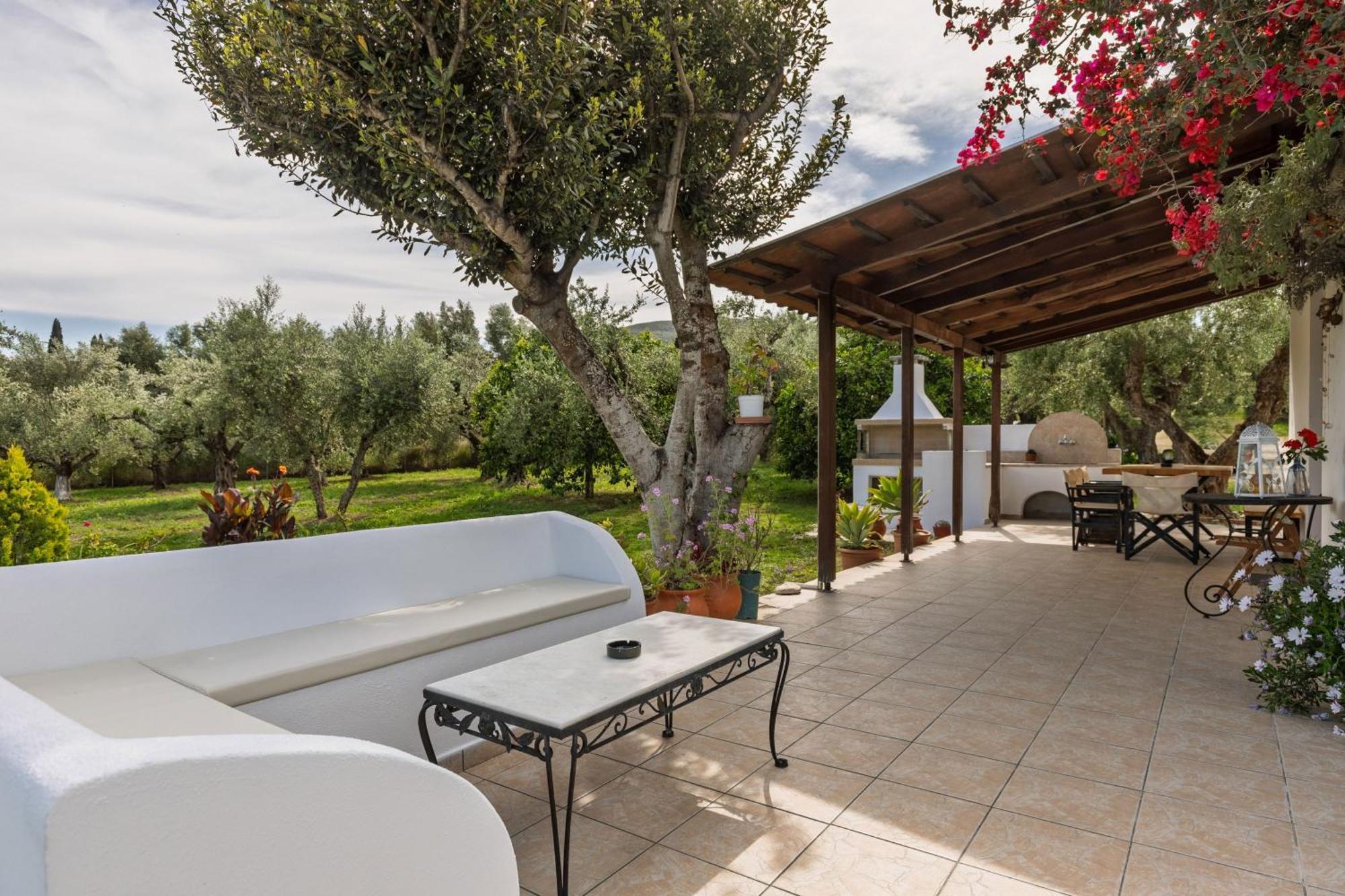 Villa Lola - 3 Bedrooms & Private Pool Lithakia  Buitenkant foto