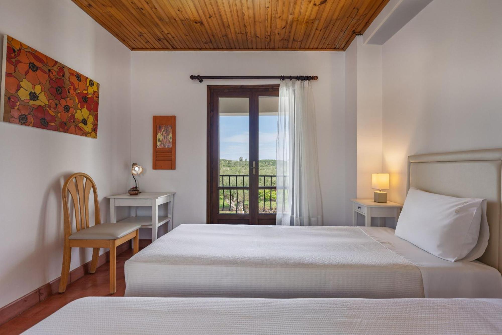Villa Lola - 3 Bedrooms & Private Pool Lithakia  Buitenkant foto
