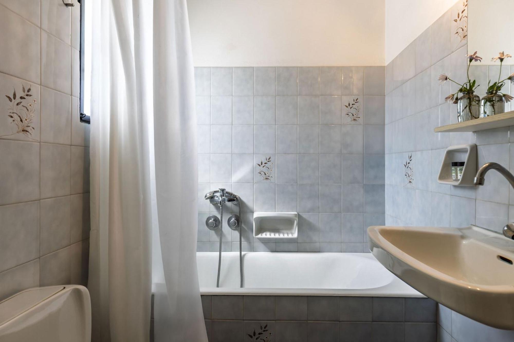 Villa Lola - 3 Bedrooms & Private Pool Lithakia  Buitenkant foto